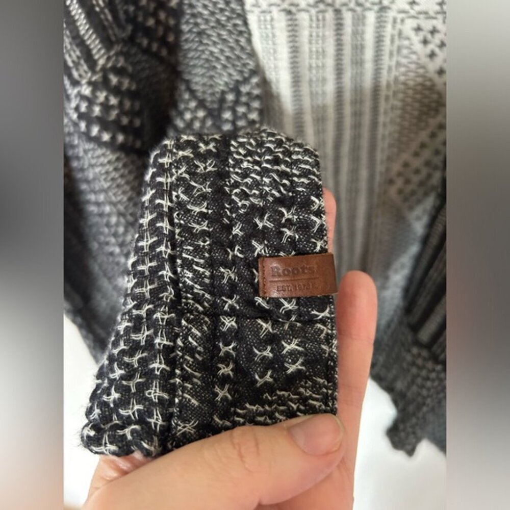 Roots Lightweight Open Drape Front Shawl Cardigan - Picture 6 of 9